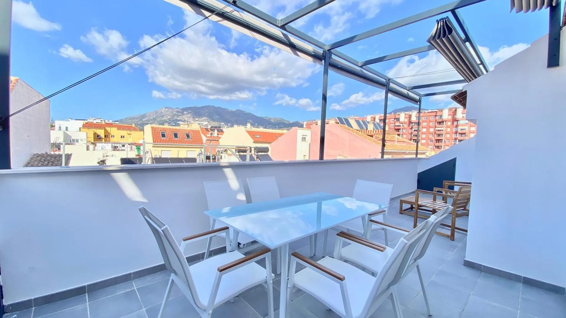 Aparthotel Luxury Penthouse With Pool Near Fuengirola Beach