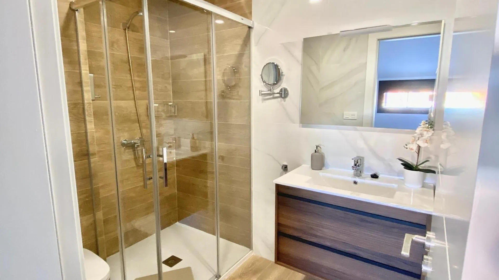 Aparthotel Luxury Penthouse With Pool Near Fuengirola Beach Spain